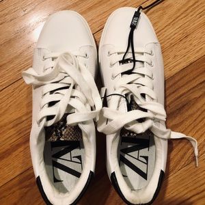 Zara Sneakers (white) size6.5 —new with tag